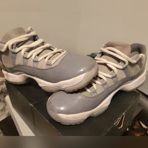 Cool Grey 11s